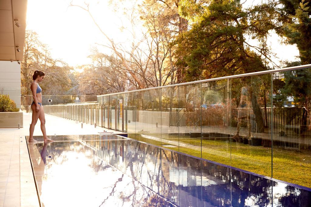 Knightsbridge Canberra Luaran gambar