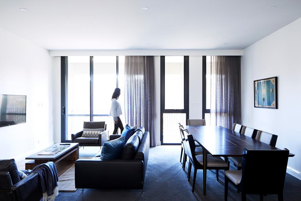 Knightsbridge Canberra Luaran gambar